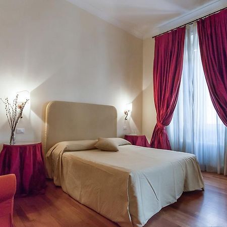 Bed and Breakfast Relais Al Senato Рим Экстерьер фото